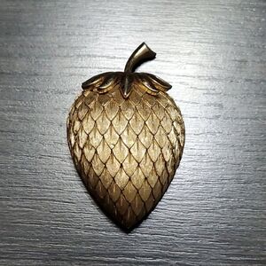 Vintage Gold Strawberry Brooch Crown Trifari Pin 50s 60s